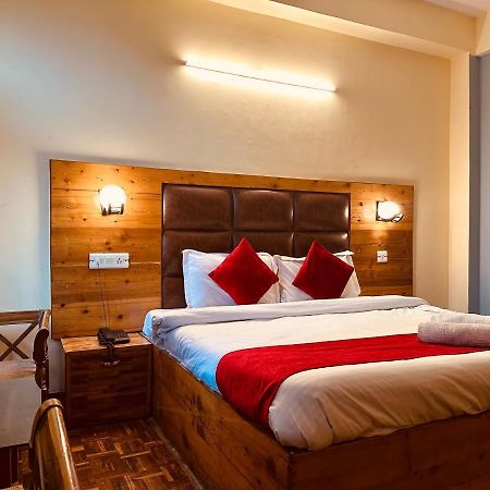 Hotel Grand Kalinga - Near Volvo Bus Stand Manali Exteriör bild