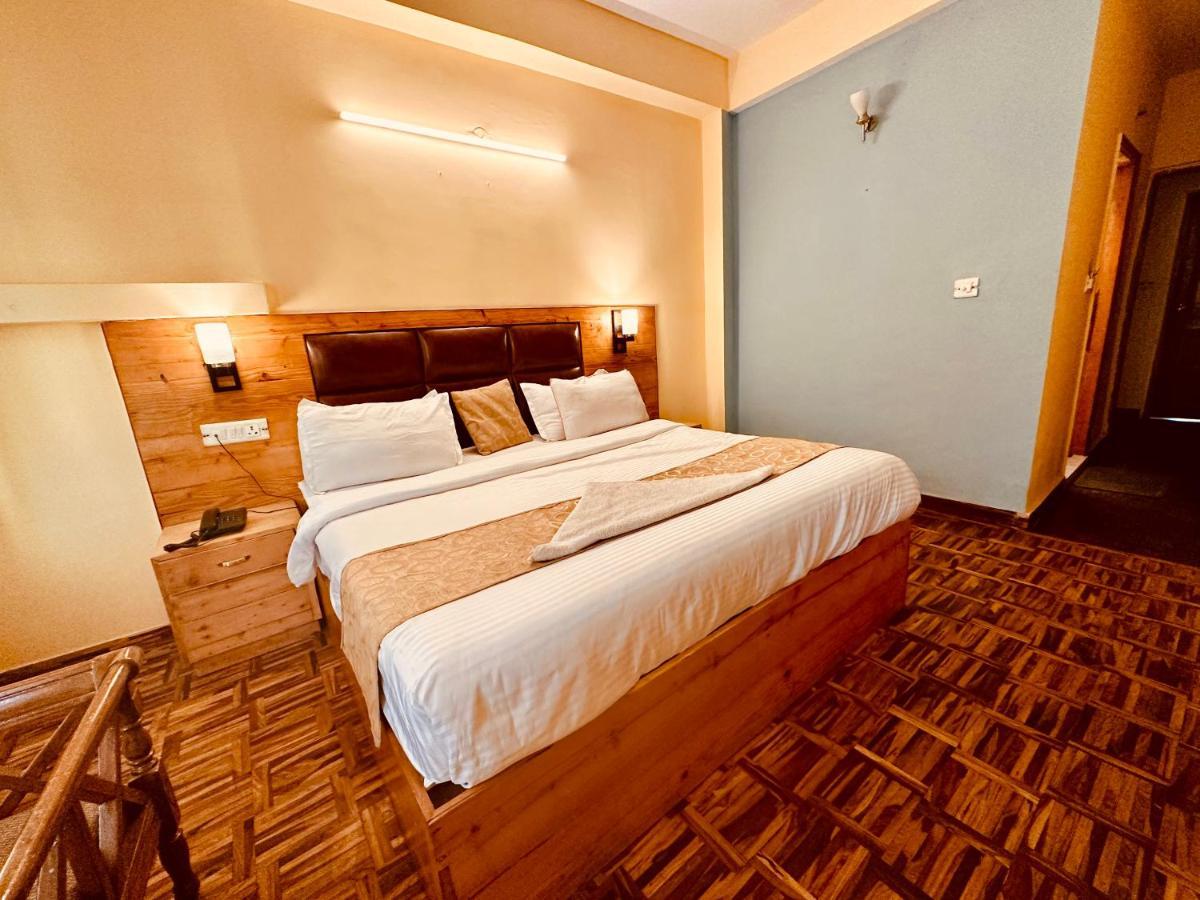 Hotel Grand Kalinga - Near Volvo Bus Stand Manali Exteriör bild