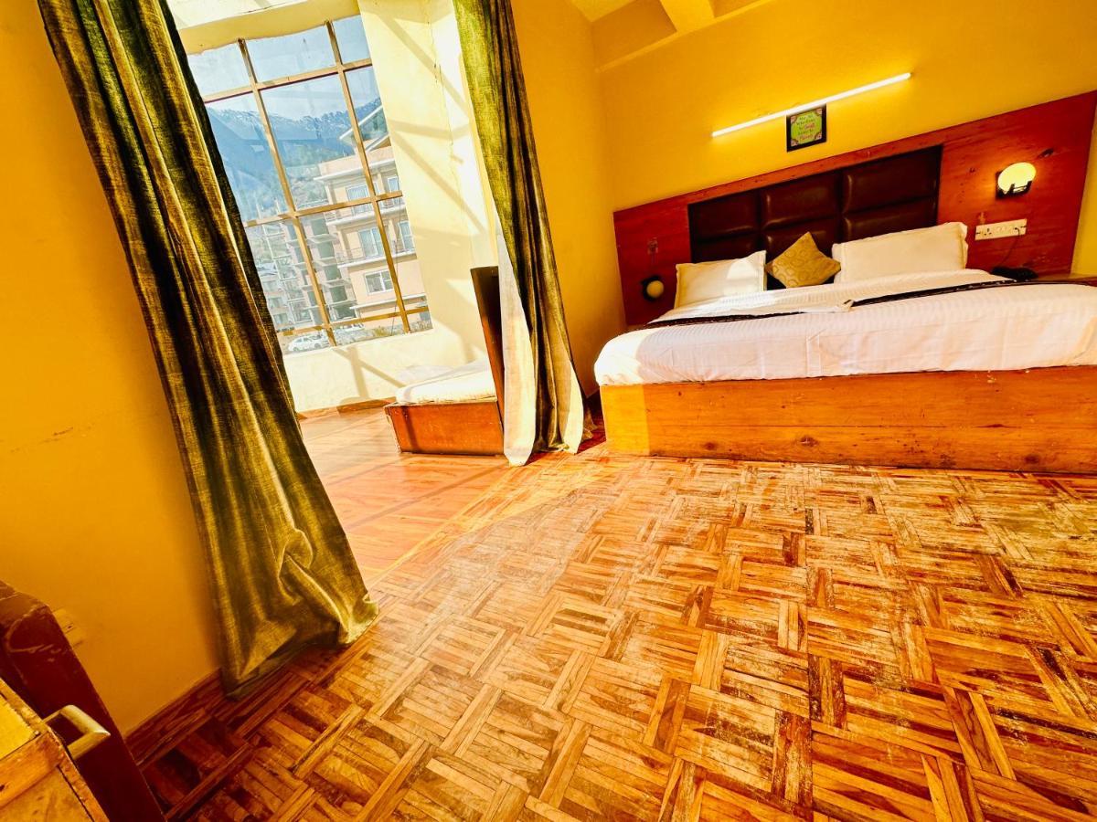 Hotel Grand Kalinga - Near Volvo Bus Stand Manali Exteriör bild