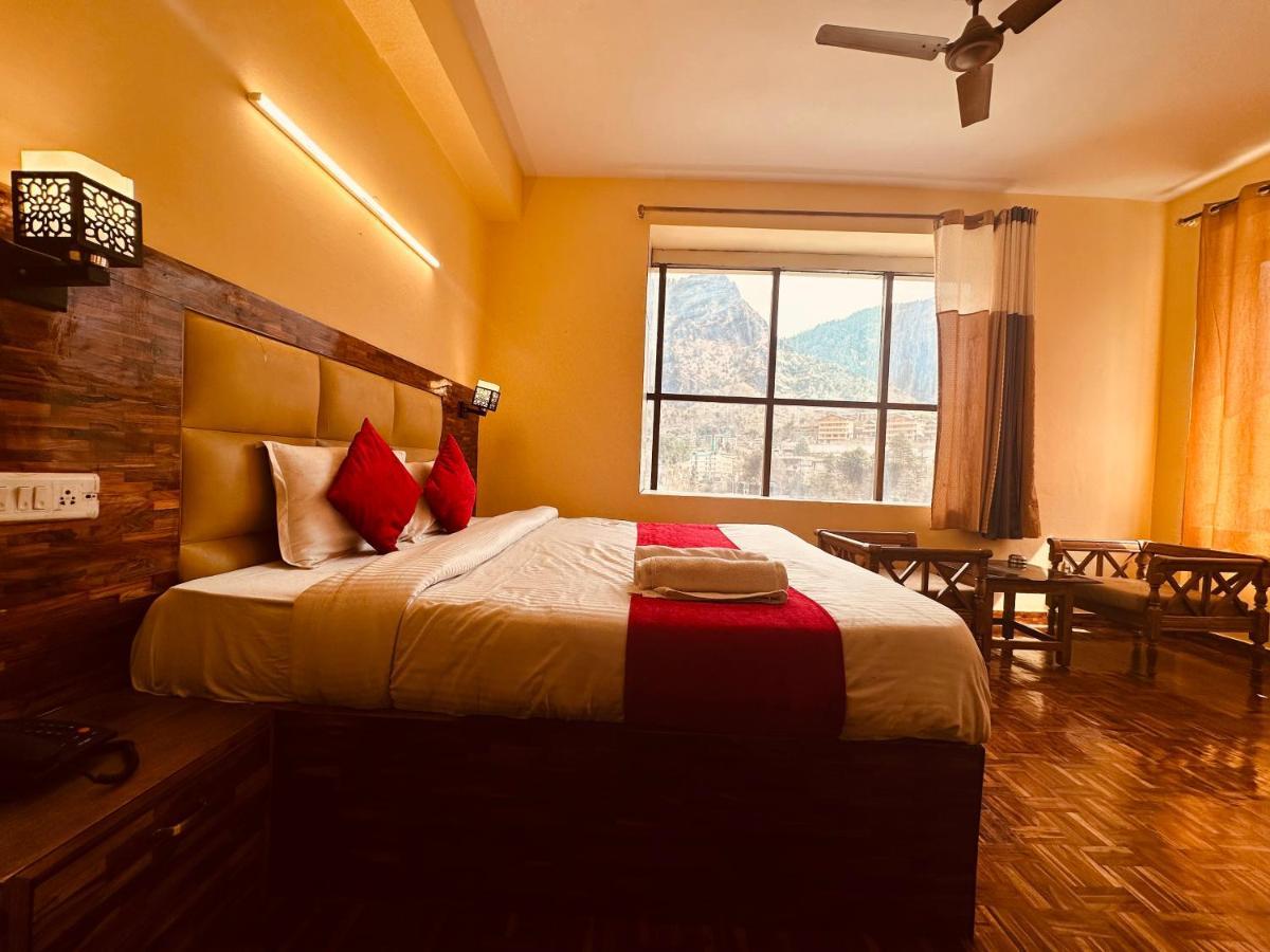 Hotel Grand Kalinga - Near Volvo Bus Stand Manali Exteriör bild