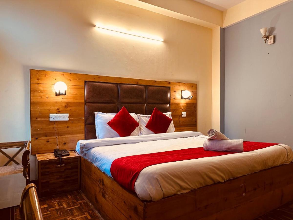 Hotel Grand Kalinga - Near Volvo Bus Stand Manali Exteriör bild