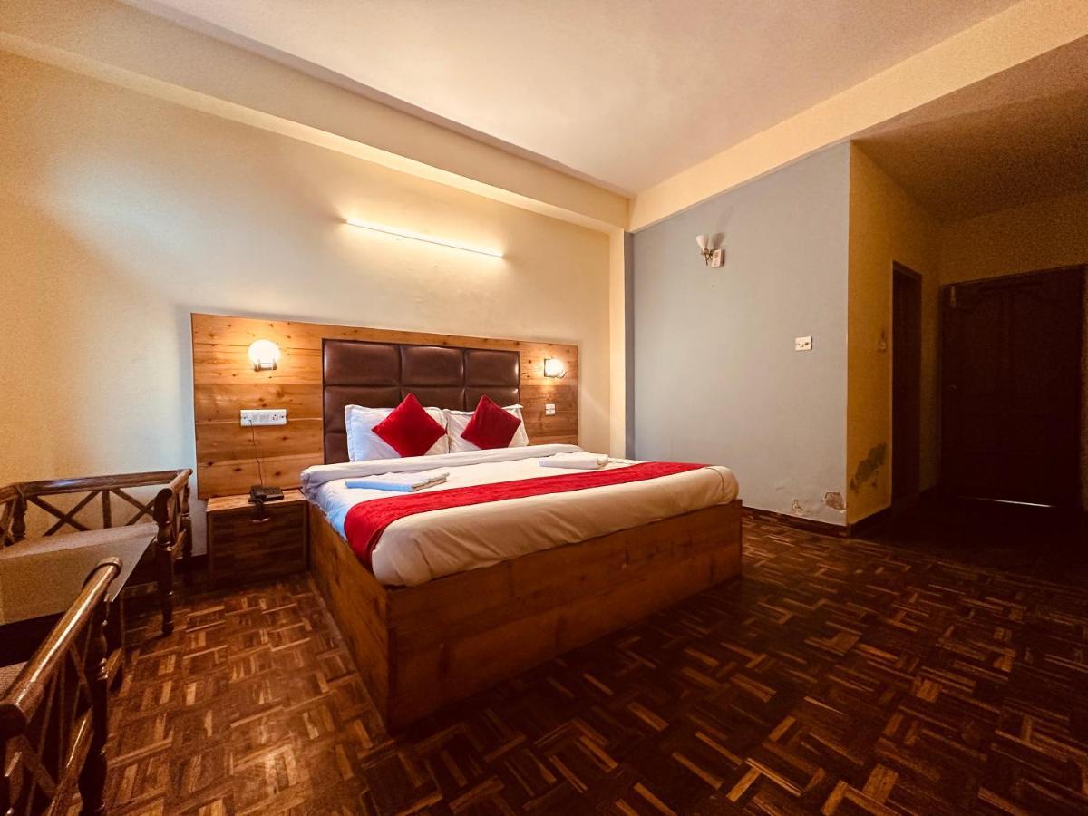 Hotel Grand Kalinga - Near Volvo Bus Stand Manali Exteriör bild